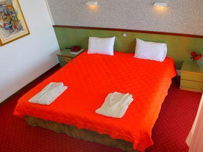 Regina Mare Hotel Perdika  Esterno foto