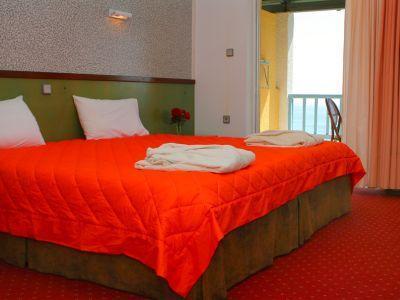 Regina Mare Hotel Perdika  Esterno foto